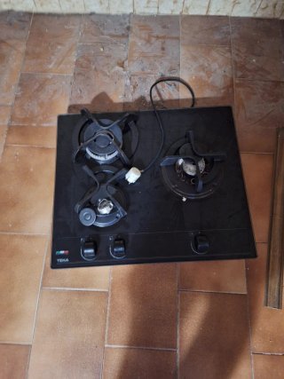Placa de gas Teka 3 fuegos