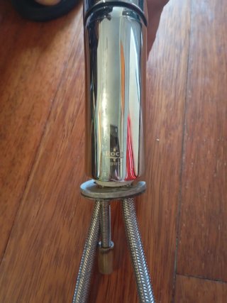 Grifo de cocina cromado con mangueras
