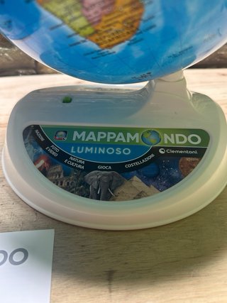 Clementoni Globo Terrestre Interactivo Luminoso