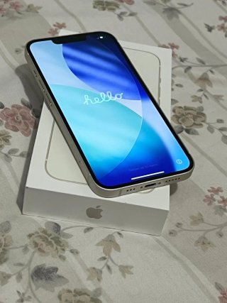 iPhone 13 Blanco 128GB Como Nuevo