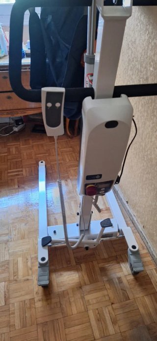 Vendo grúa hospitalaria, casi nueva
