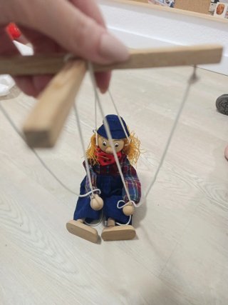 3 Marionetas de madera artesanales