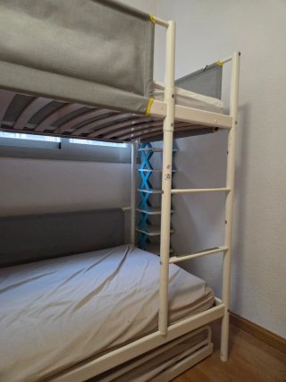 Litera triple Ikea