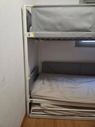 Litera triple Ikea