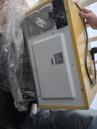 Forno a microonde DeLonghi funzionante
