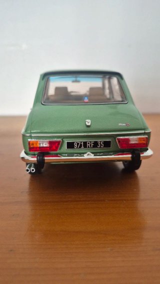 Simca 1200 escala 1/18