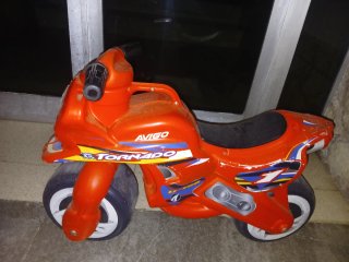Moto infantil Avigo Tornado
