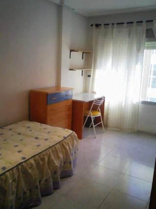 Bonito piso de estudiantes de 4 habitaciones