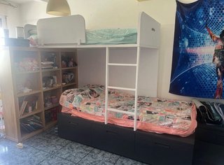 Litera madera con cajones y estantería