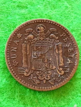 Moneda Franco Caudillo de España 1947 estrella 51