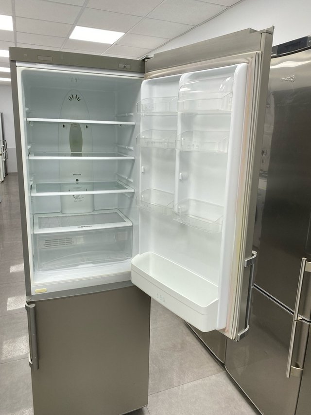 Frigorífico LG Inox Clase A 189,6x60cm con envio