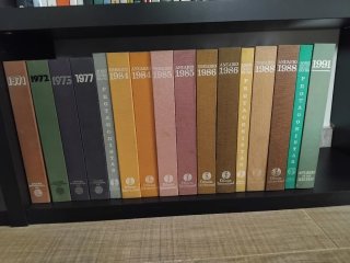 Tomos de anuarios y temarios