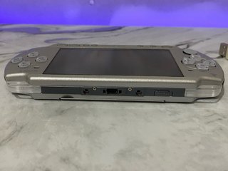 Sony PSP 2004 Grigio Argento