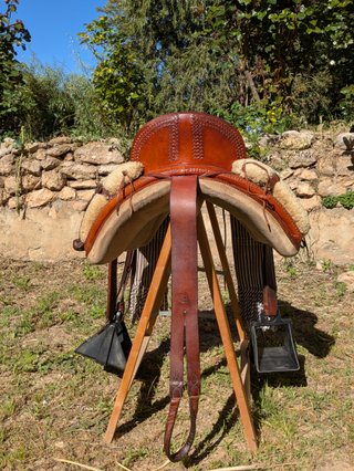 Montura Vaquera Raymo completa en buen estado