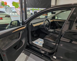 Tesla Model Y Gran autonomía con tracción trasera