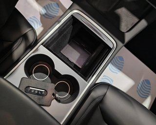 Tesla Model Y Gran autonomía con tracción trasera