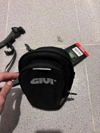 Givi EA109B Bolso Pierna Moto Negro