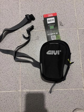 Givi EA109B Bolso Pierna Moto Negro