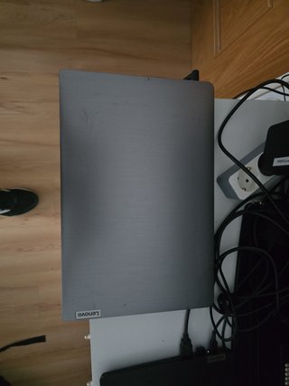 Portátil Lenovo Gris