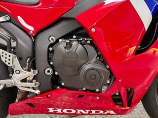 HONDA CBR 600 RR