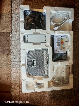 Monitor MSI Blanco