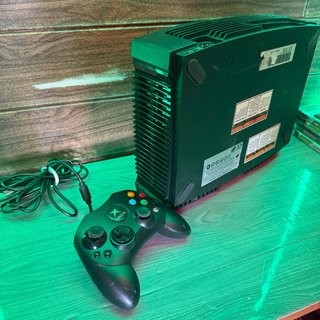 Xbox Clásica con 4 Juegos y Mando Original