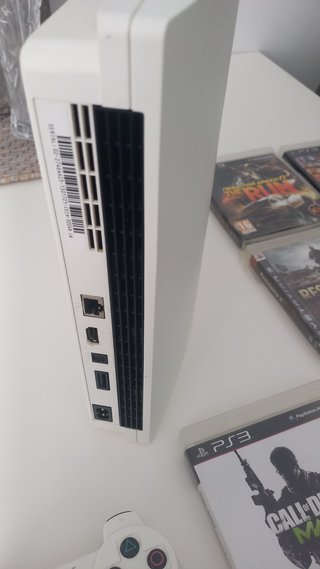 PS3 Blanca 320GB + Mando + 7 Juegos