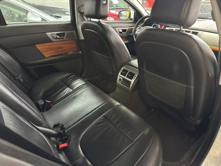 Jaguar XF 2010 3.0d 211cv V6 aut