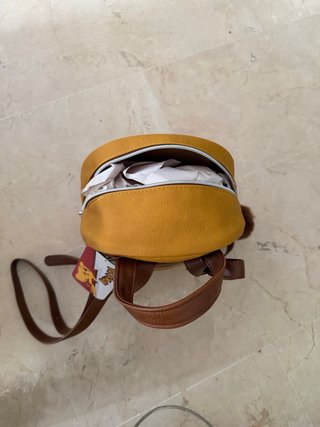 Mochila Eevee Pokemon NUEVA Marrón y Amarillo