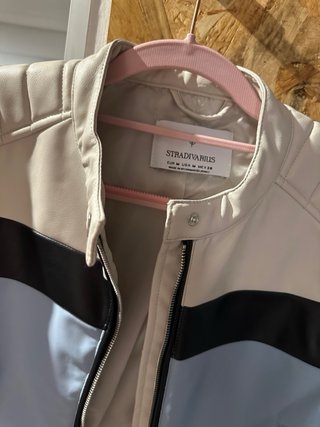 Cazadora de polipiel mujer