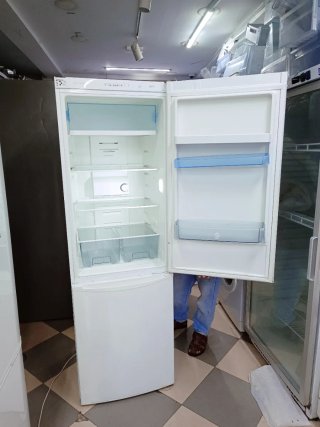 Frigorífico 'BALAY' combi no frost