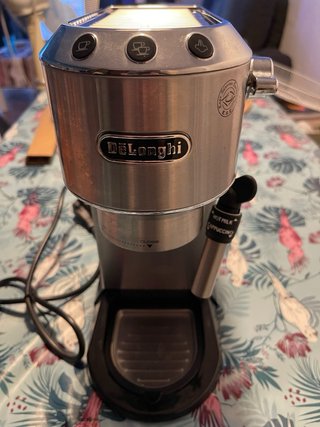 Cafetera DeLonghi DEDICA EC 865M