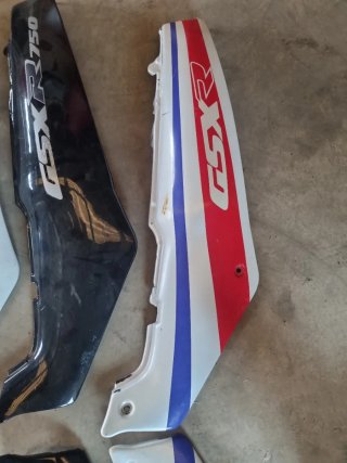 TAPA CACHA GSXR 750 1100.