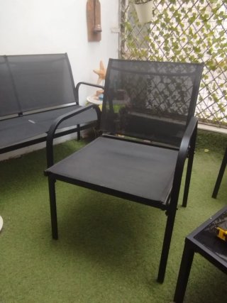 Sofá y 2 sillas de jardín negro