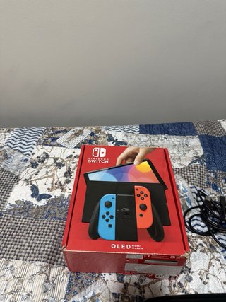 Nintendo Switch OLED + Juegos y Accesorios