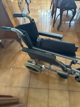 Silla ruedas plegable