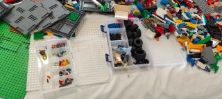 Lego, múltiples lotes.  Instrucciones incorporadas