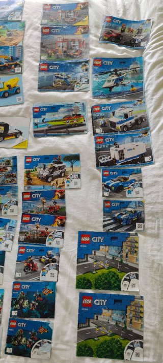 Lego, múltiples lotes.  Instrucciones incorporadas