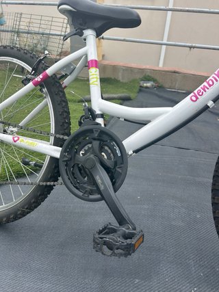 Bicicleta niña Denbike 24 rosa y blanca