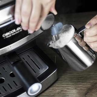 Cecotec cafetera espresso con vaporizador acero