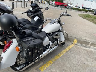 Honda Shadow Cruiser Moto Manual Blanca 750 vt