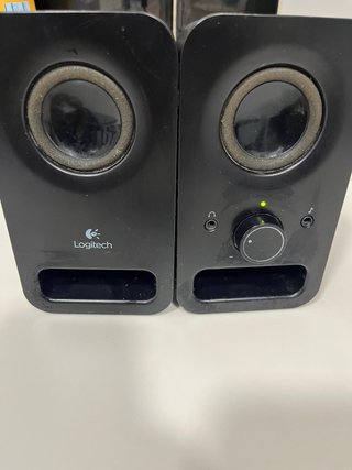 Altavoces Logitech Negros