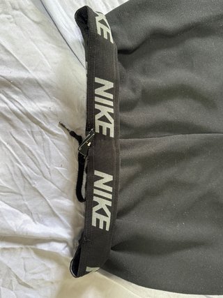 Chándal Nike Negro en buen estado