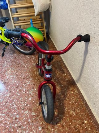 Bicicleta sin pedales Chicco Red-Bullet