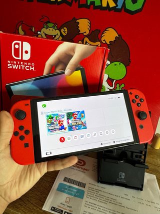 Nintendo Switch OLED Edición Mario Roja COMO NUEVA