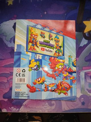 Lote de Cómics Guía de Superthings