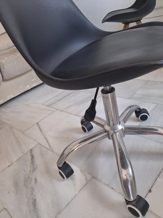 Silla de oficina giratoria ajustable