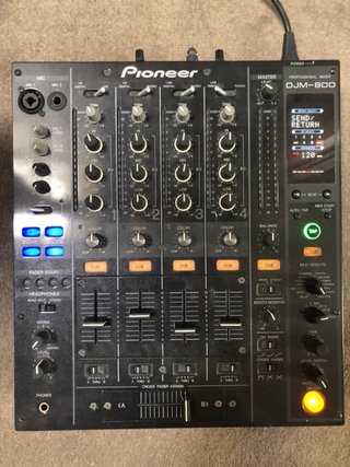 Mesa de mezclas Pioneer DJM-800 Negra