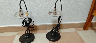 Lámpara araña cristal y lámpara mesita noche