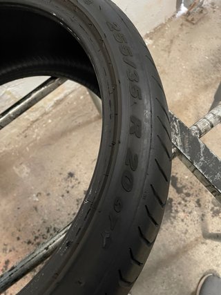 2x 255/35 R20 97Y XL Pirelli Pzero